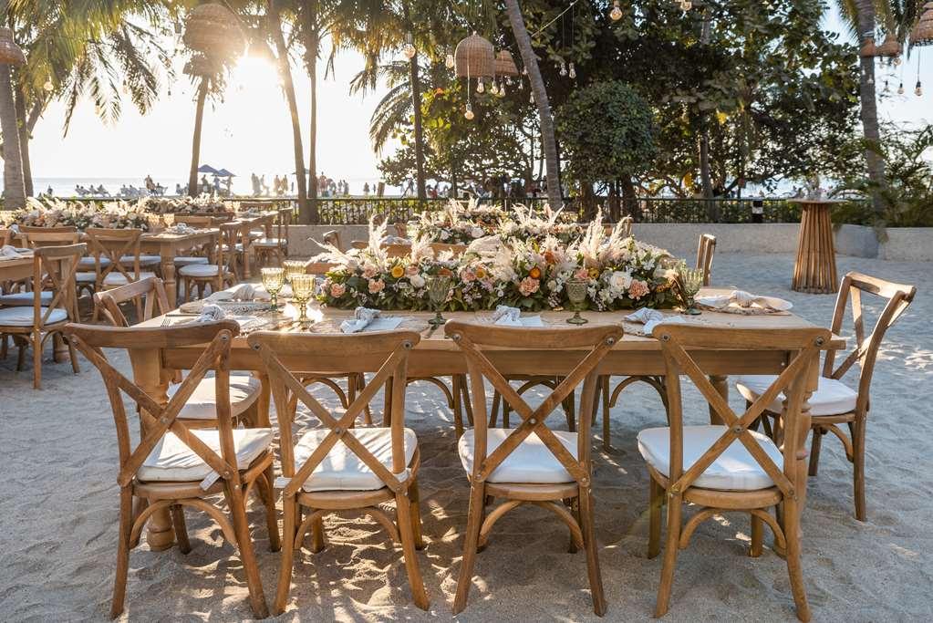 Готель Hilton Santa Marta Ресторан фото