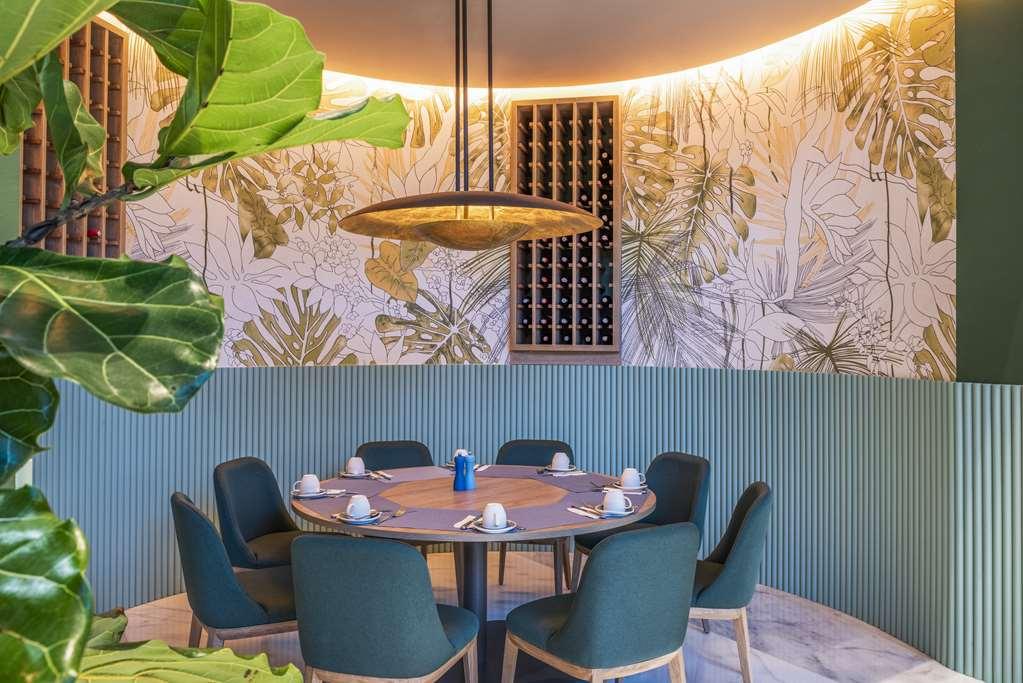 Готель Hilton Santa Marta Ресторан фото